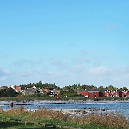 8 Person In Hadsund-by Traum